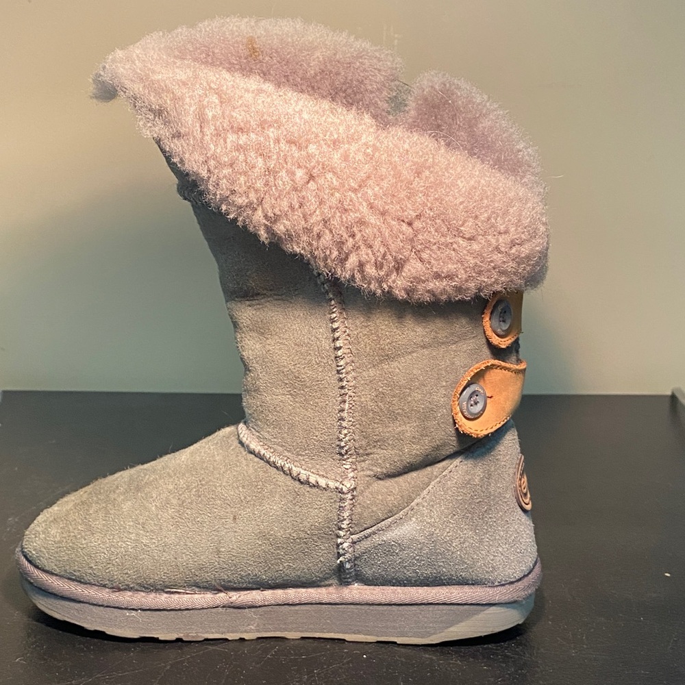 Emu Charcoal Boots with Camel Button Details. Ladies size 6 - Picture 6 of 13